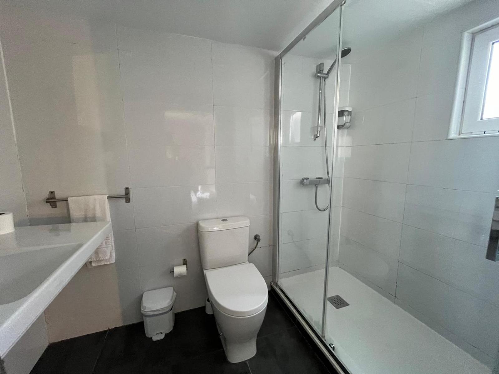 Hello Feria Hotel Madrid Ngoại thất bức ảnh